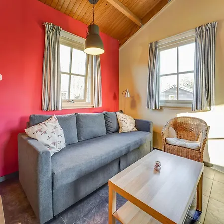 Tranquil Holiday In With Terrace Vakantiehuis