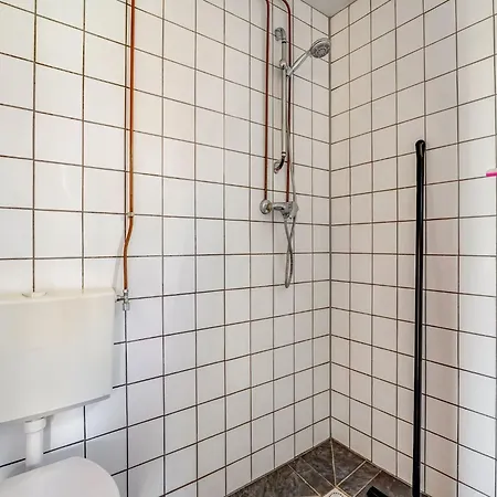 Tranquil Holiday In With Terrace *