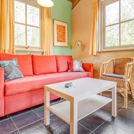 Vakantiehuis Tranquil Holiday In With Terrace *